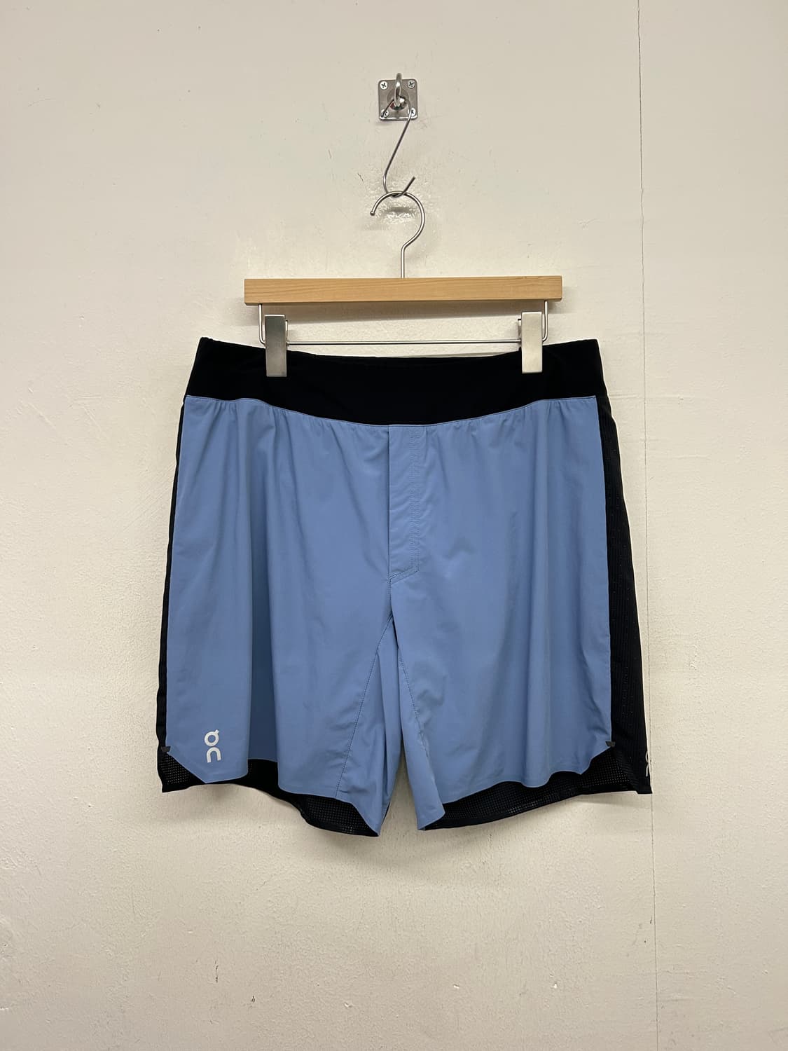 온러닝 러닝 숏츠 상품이미지1