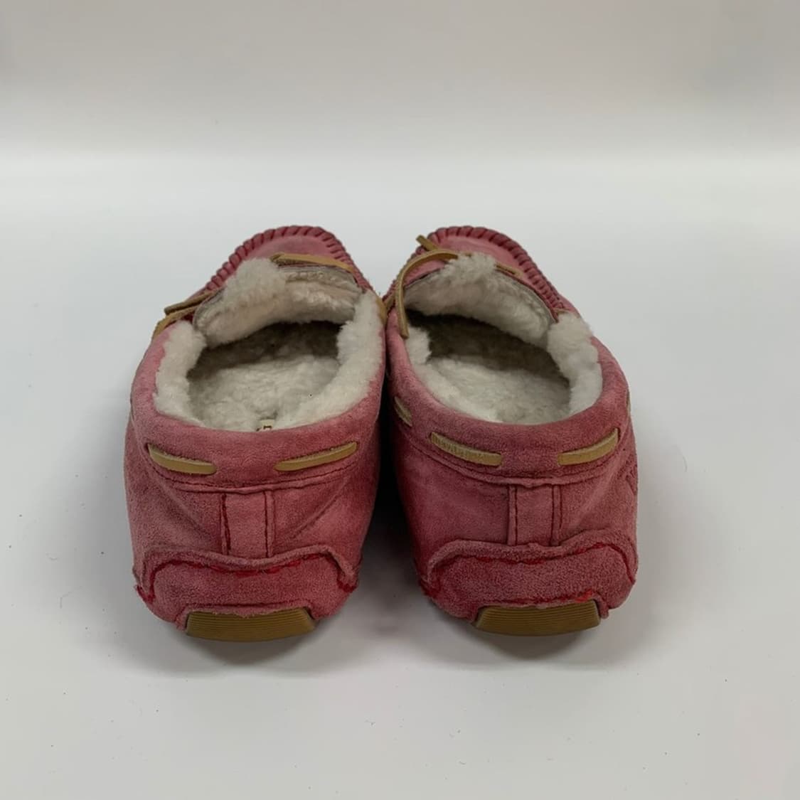 UGG 핑크 스웨이드 양털 모카신  상품이미지2