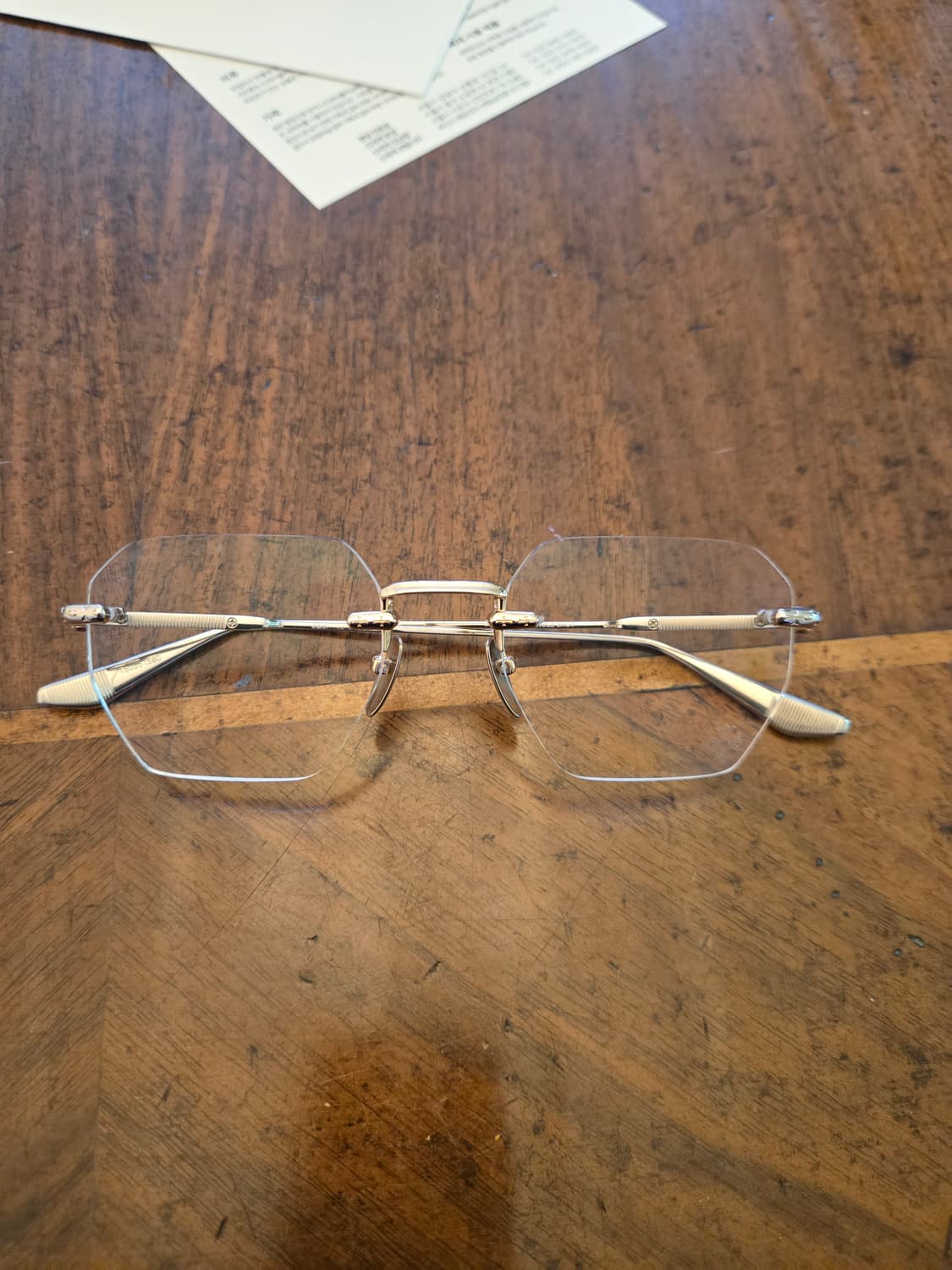 크롬하츠 안경 홀샷 무테 팝니다 상품이미지2