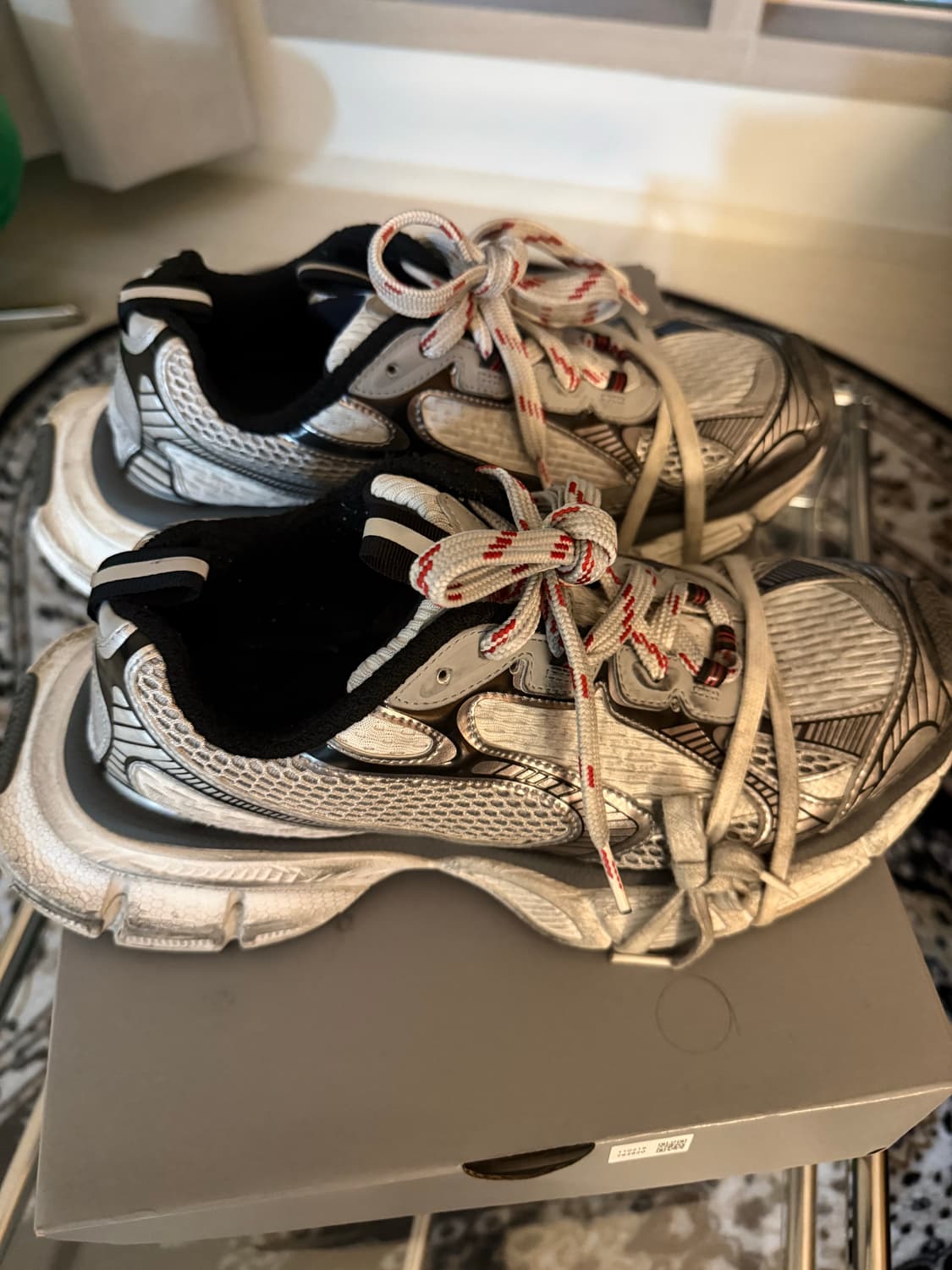 (42) 발렌시아가 3XL 스니커즈 그레이 화이트 레드 상품이미지3