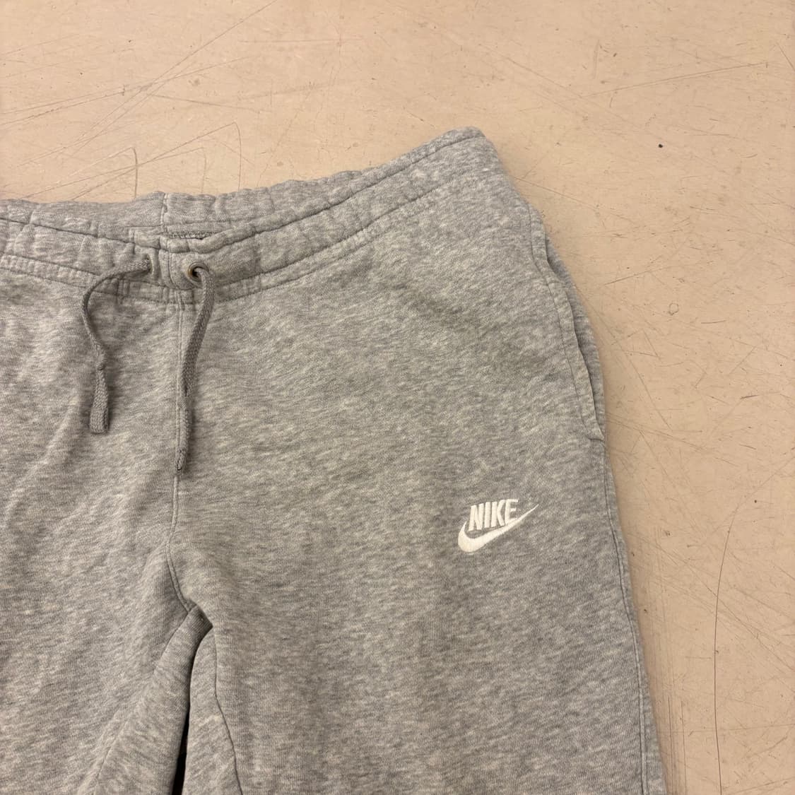 나이키 퓨추라 그레이 조거 팬츠 상품이미지2