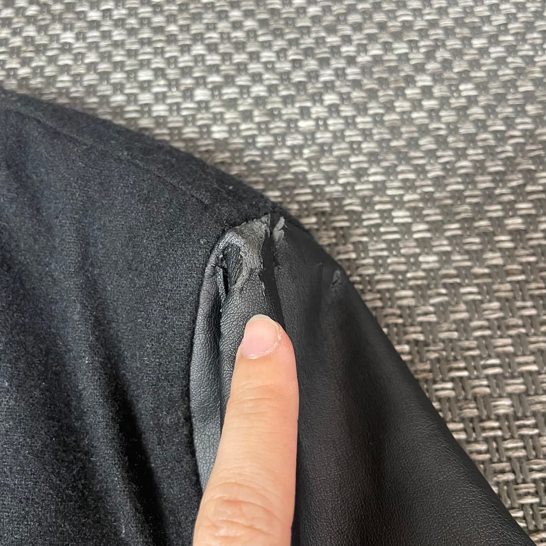 아디다스 올드스쿨 멀티 부클 로고 바시티 자켓 85 상품이미지6