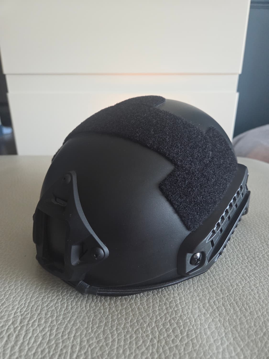 택티컬 전술용 검정 헬멧 상품이미지2