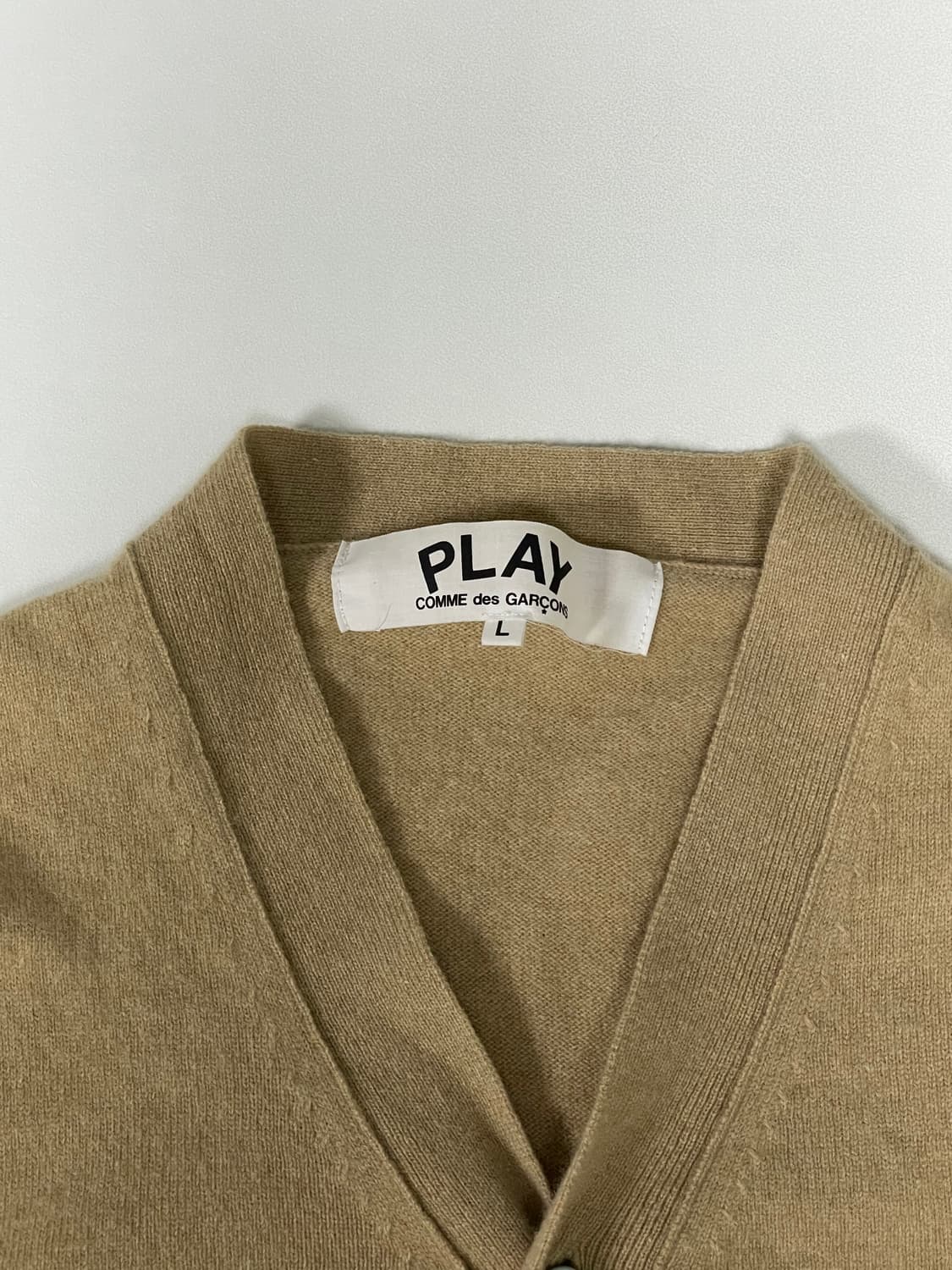 꼼데가르송 블랙 와펜 울 가디건 상품이미지3