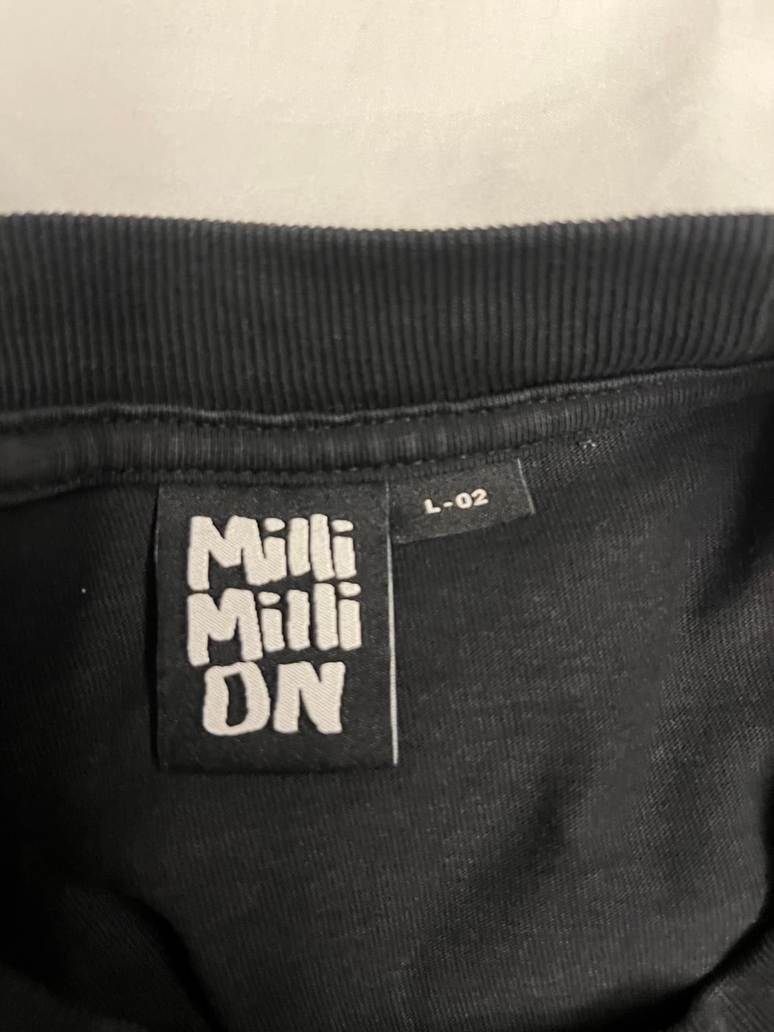 Millimillion 반팔티셔츠 L 상품이미지3