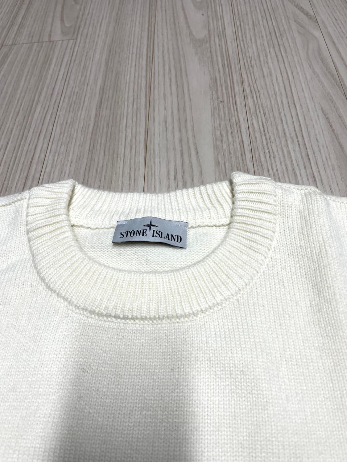 [새상품] 스톤아일랜드 램스울 리브 라운드 니트  상품이미지3