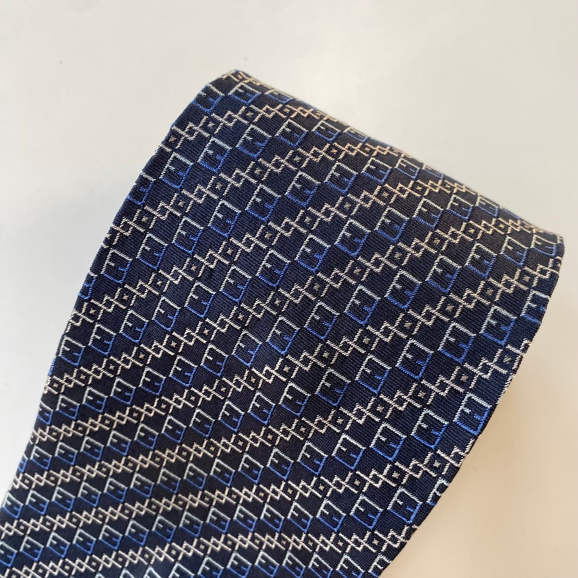 펜디 (FENDI) FF 모노그램 명품 정품 넥타이 상품이미지7