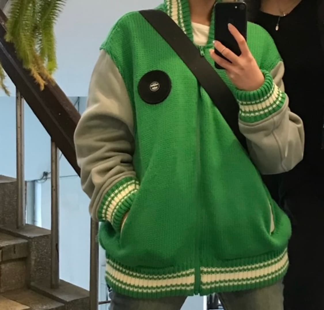 스모크 니트 바시티 자켓 그린 상품이미지4