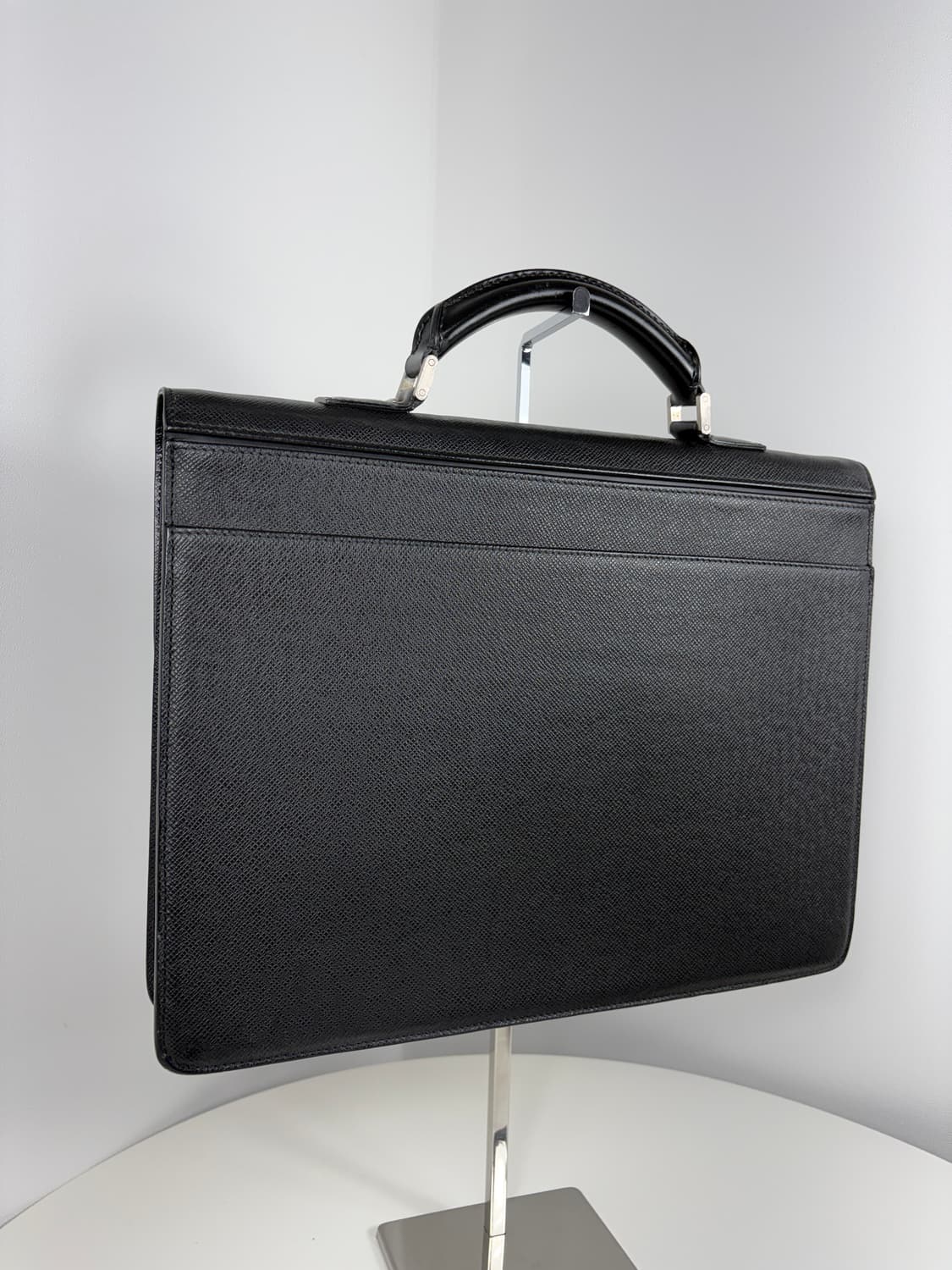 루이비통 M31092 타이가 라귀토 서류가방 브리프케이스 상품이미지4