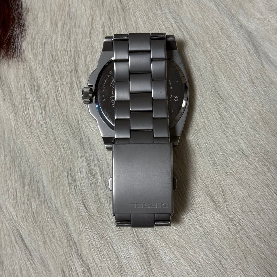 디젤 빈티지 스틸 손목시계 판매합니다. 상품이미지2