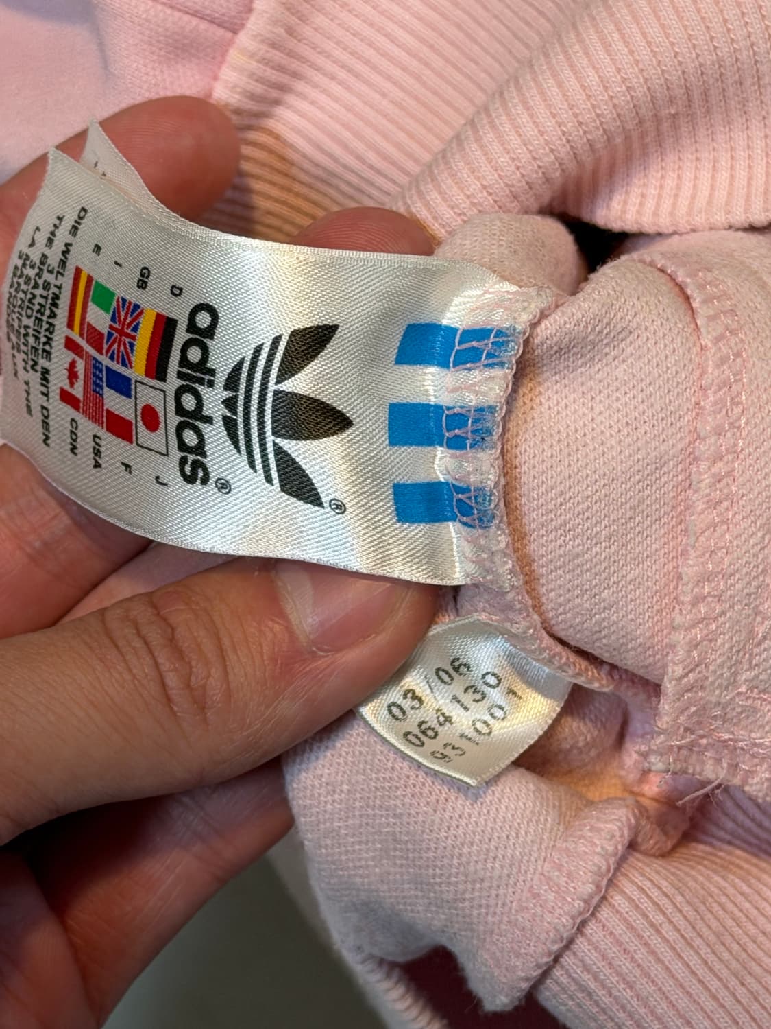 아디다스 팁탭 베켄바우어 딸기우유맛 져지 베이비핑크 상품이미지6