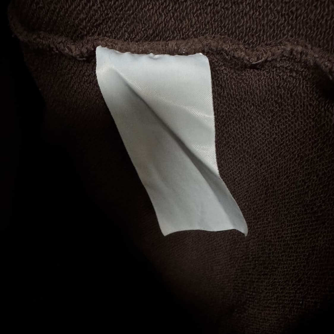 노메뉴얼 아치로고 크루넥 맨투맨 브라운 상품이미지4