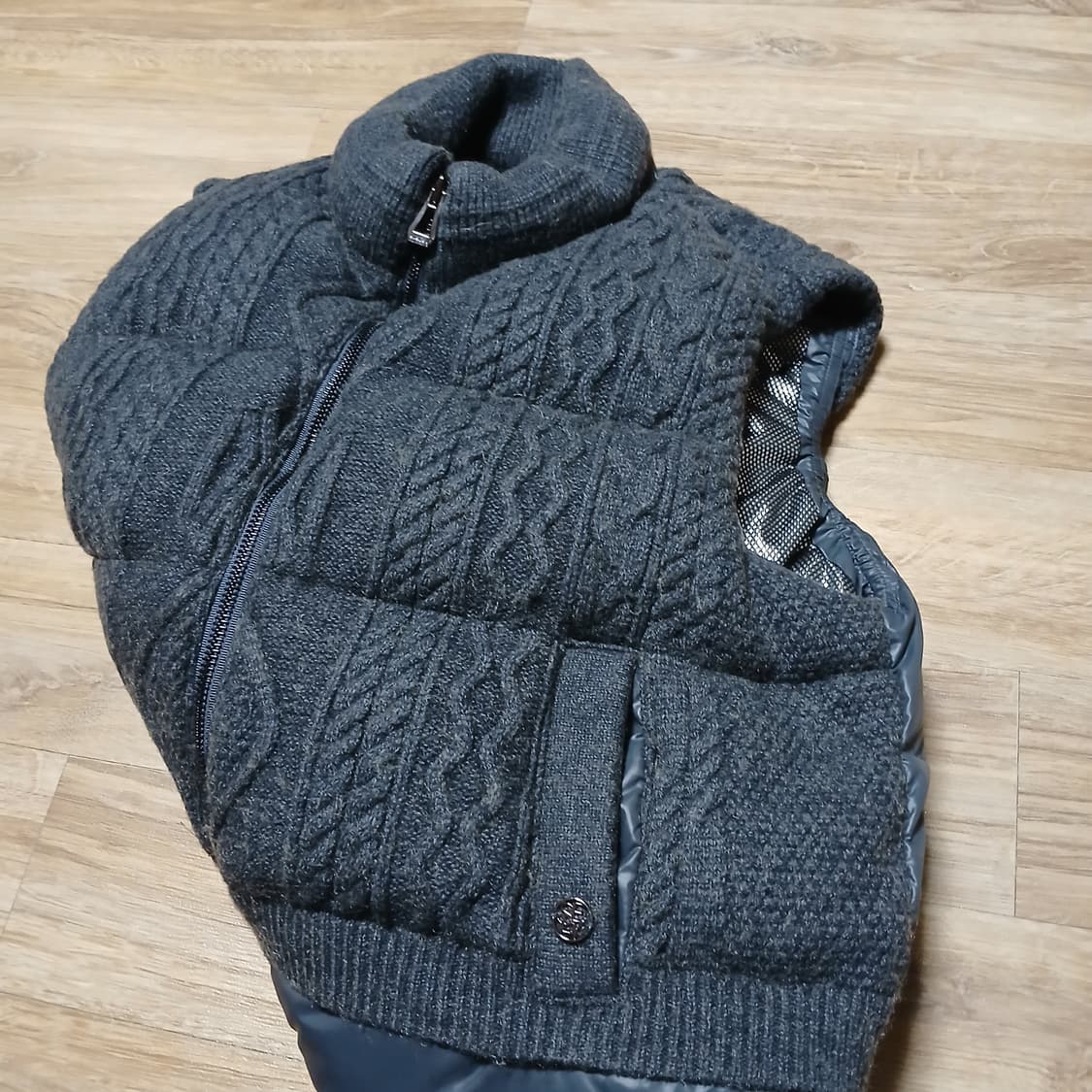 SISLEY 시슬리 로고 니트 패딩 조끼 다운 자켓 베스트 상품이미지7