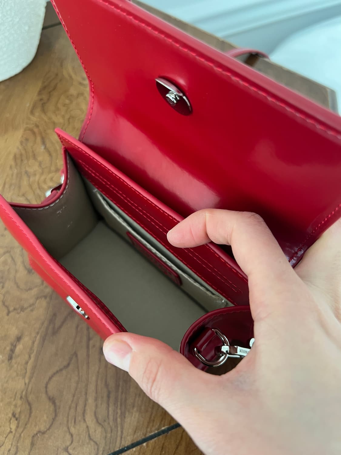 자크뮈스 르 치키토 모옌 토트백 (레드) 상품이미지3