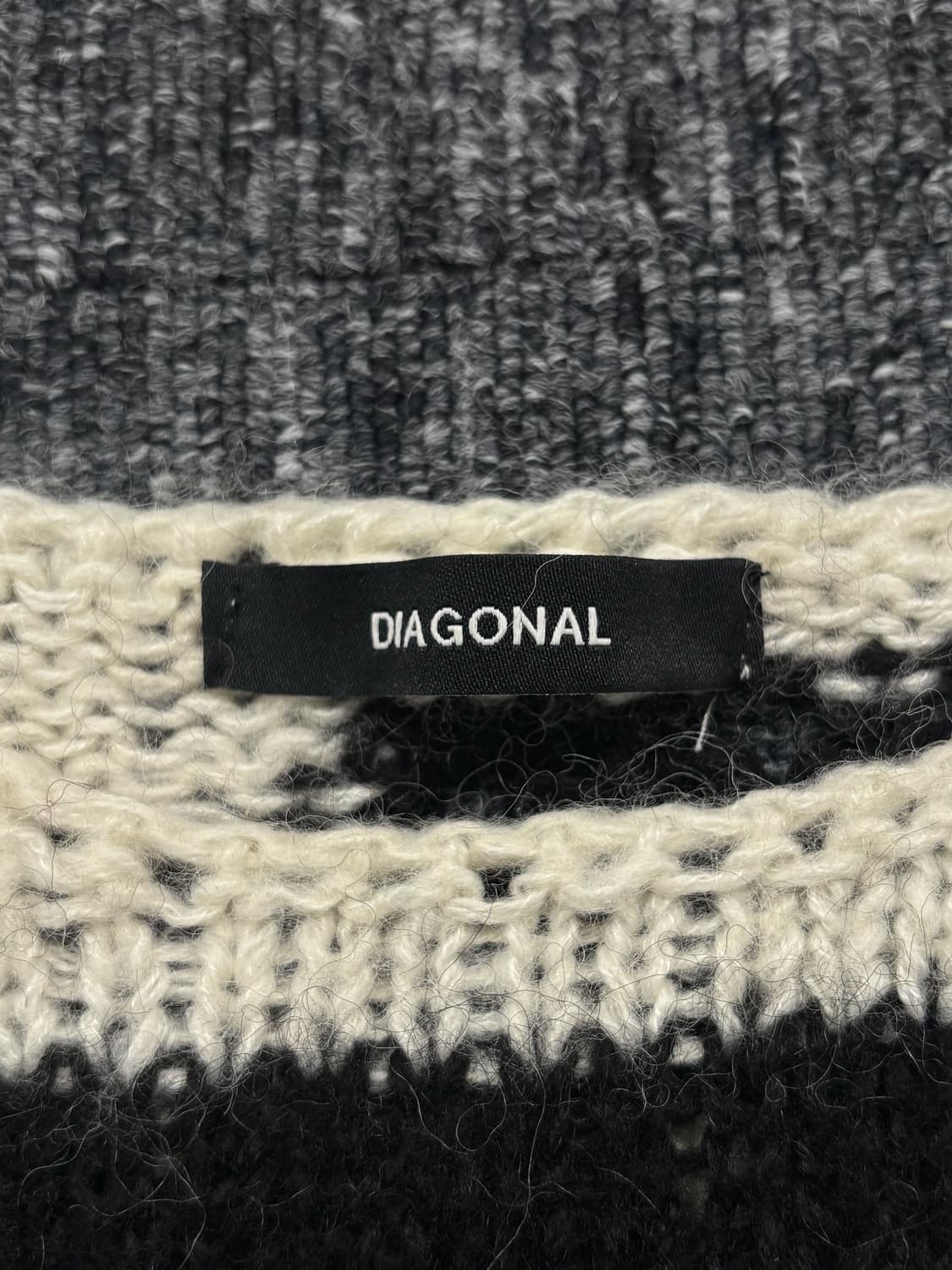 다이애그널 루즈 컬러 믹스 니트 상품이미지5