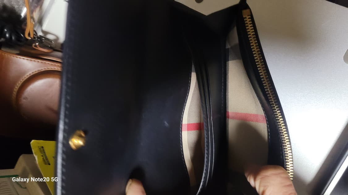 버버리 지갑 상품이미지5