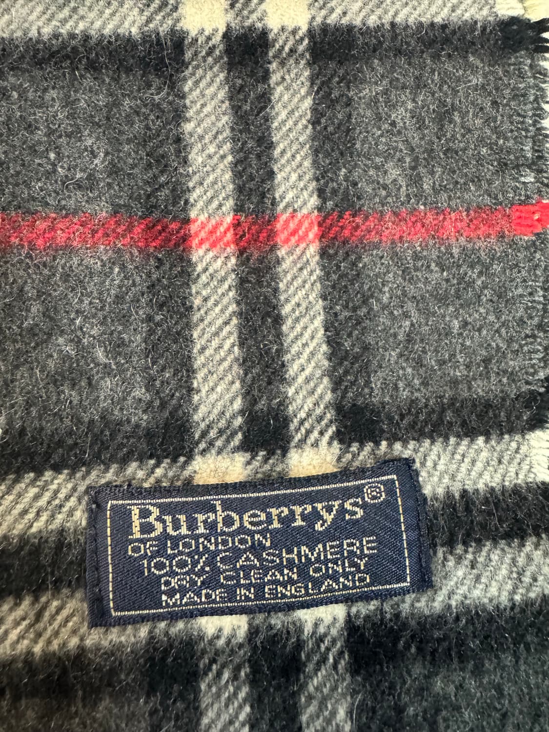 버버리 캐시미어 머플러 그레이 체크 상품이미지4