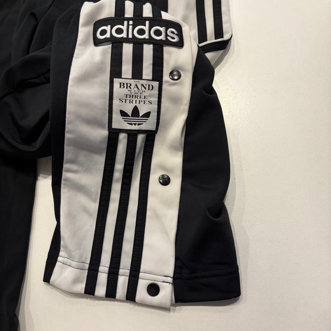 [L] 아디다스 락업 삼선 트랙 팬츠 블랙 D854 상품이미지4