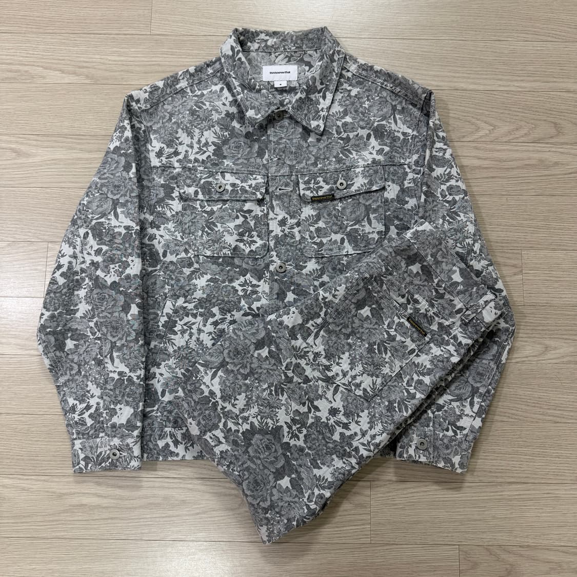 디스이즈네버댓 플로랄 자켓 셋업 M size 상품이미지2