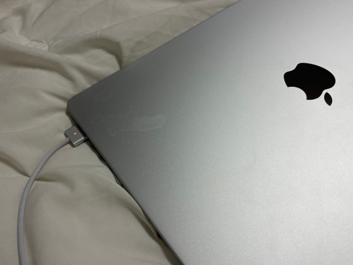 급처)맥북 에어 15인치 M2 8GB/256GB 실버 상품이미지8