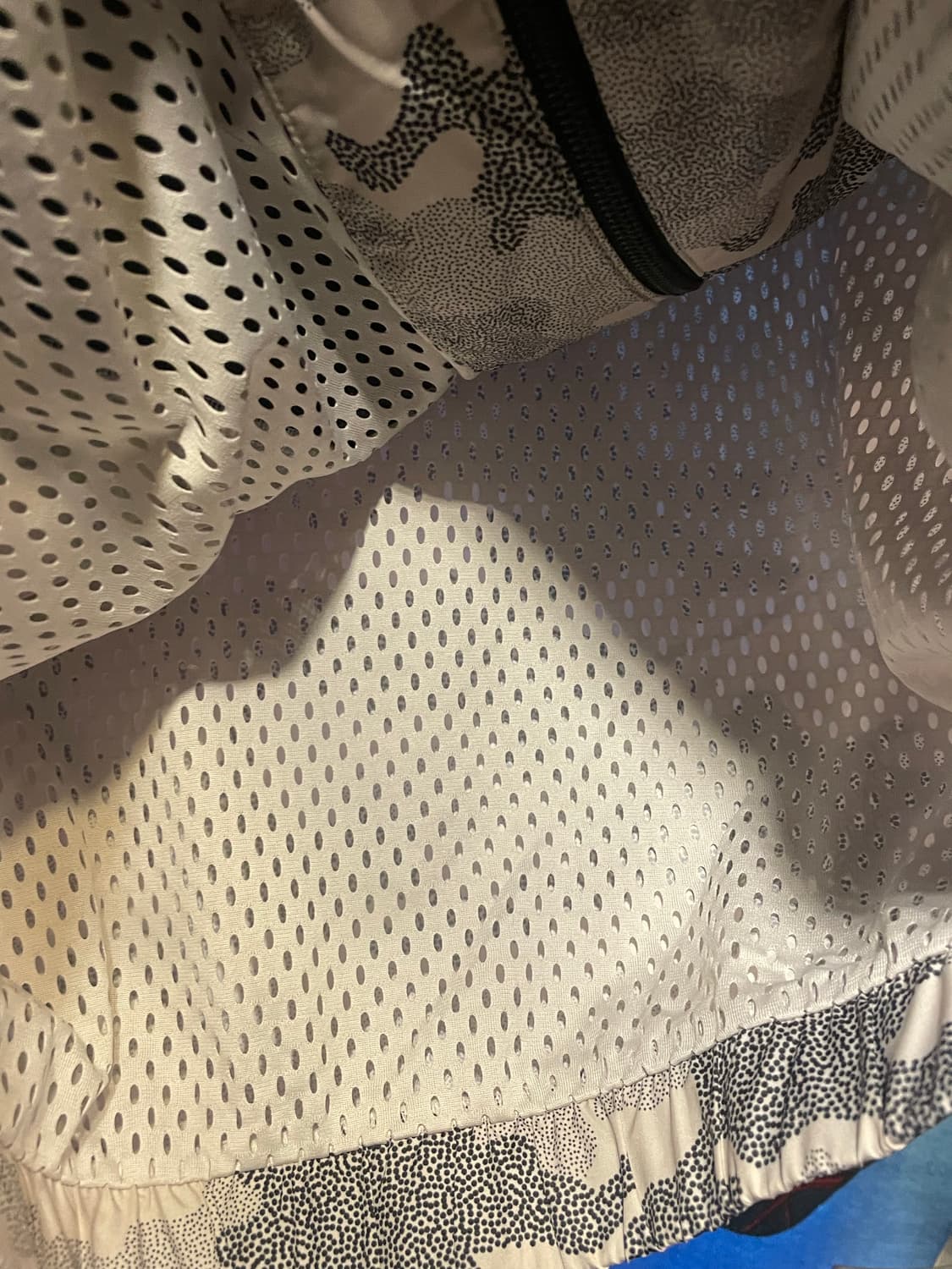 아디다스 바람막이 L 사이즈. 상품이미지4