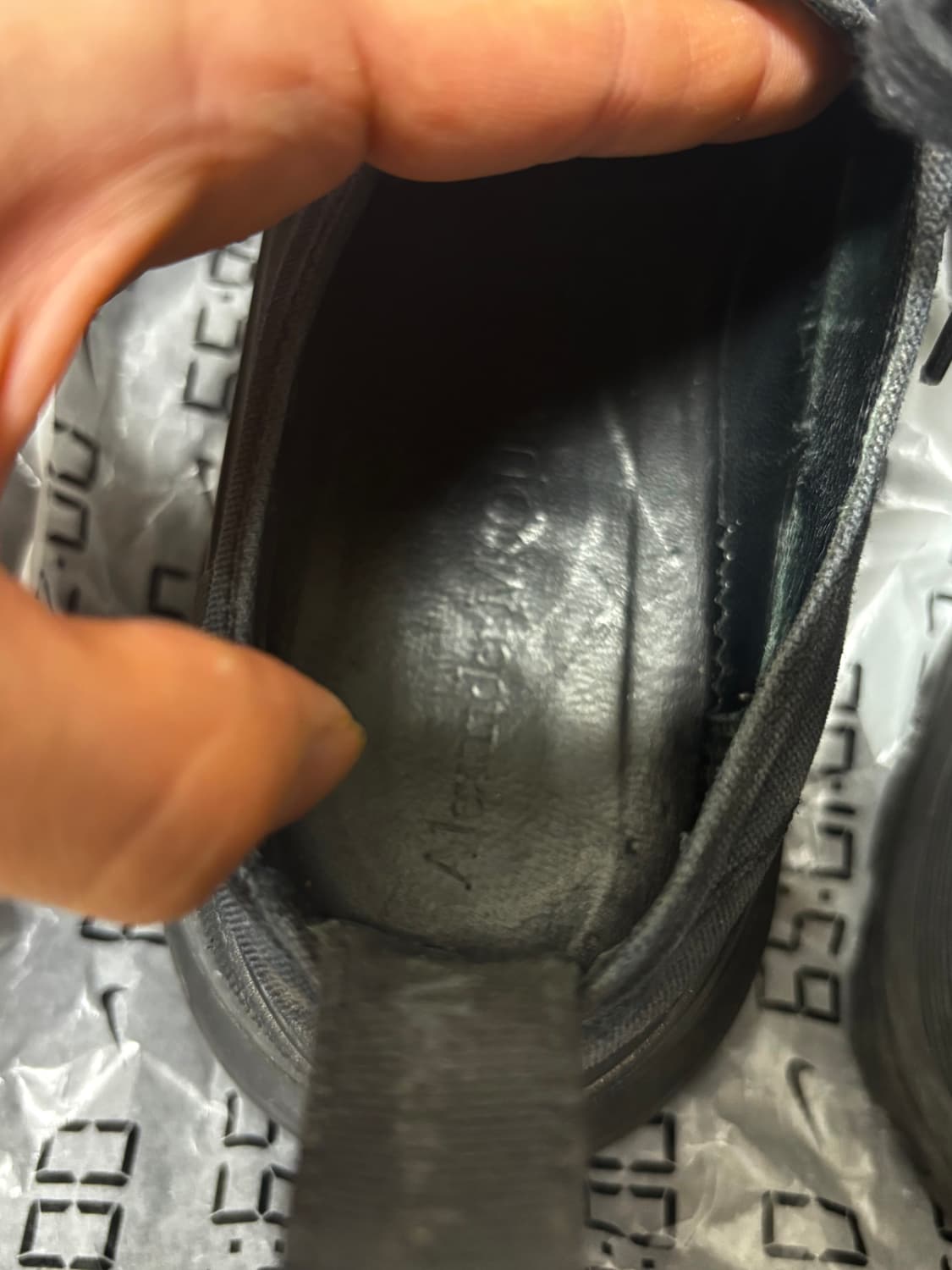 알렉산더맥퀸 트레드슬릭 블랙 39.5 상품이미지3