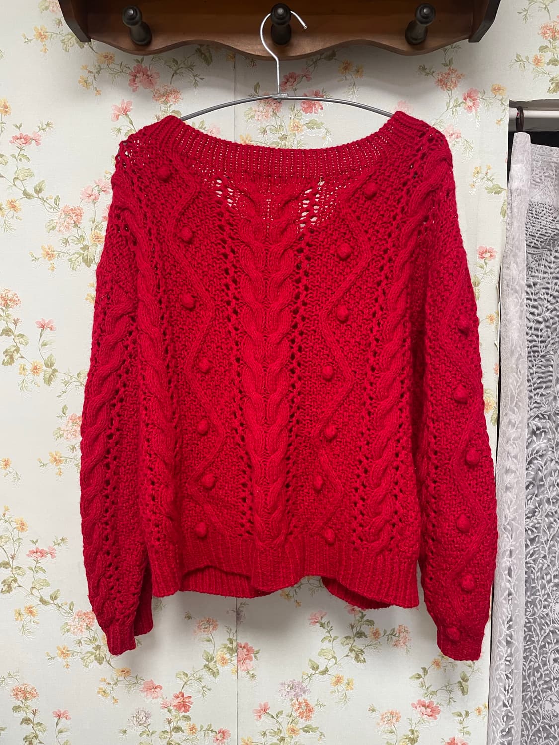 레드 브이넥 니트 상품이미지2