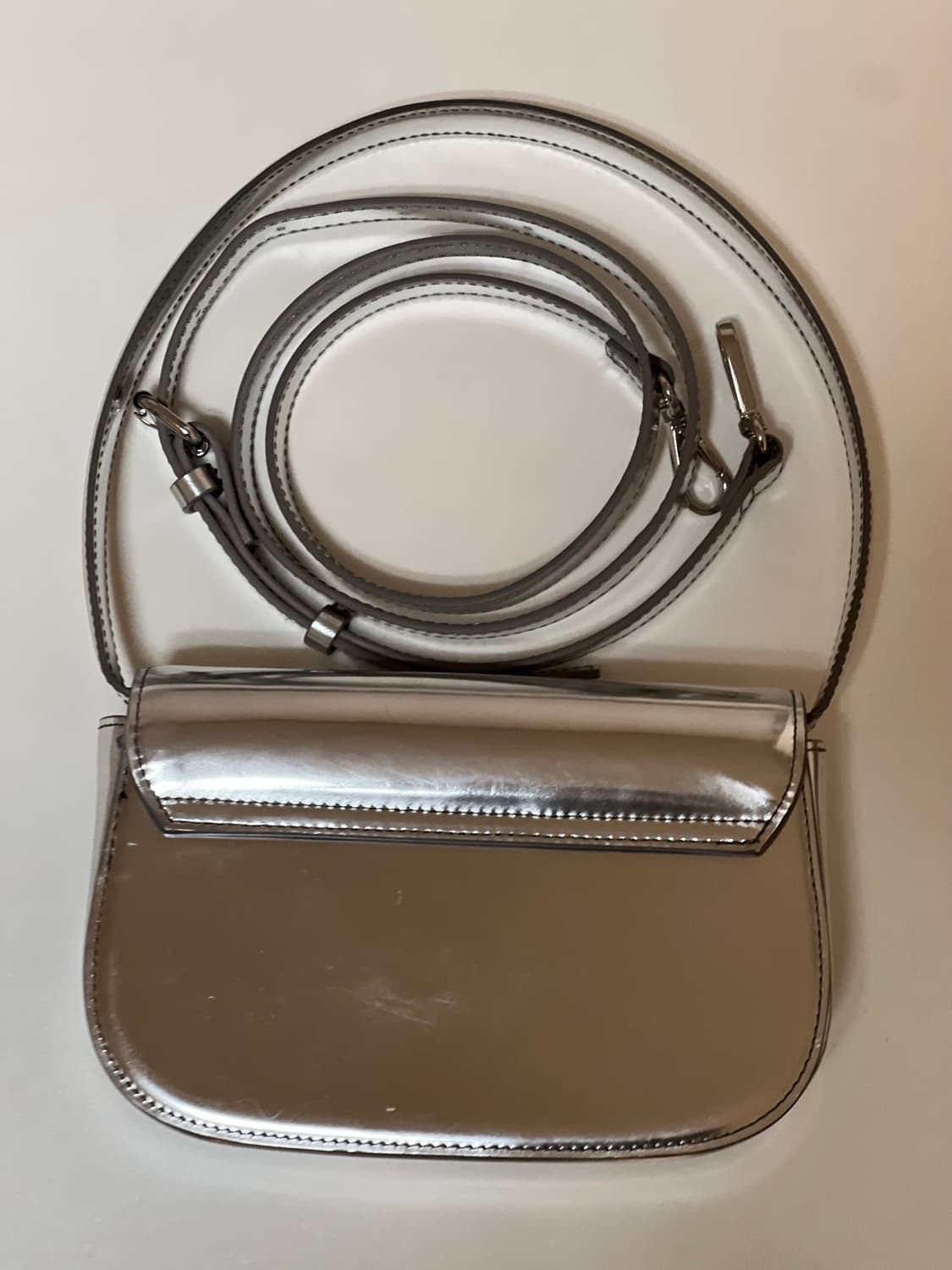 Diesel 1DR Shoulder Bag in Mirrored Leat 상품이미지2