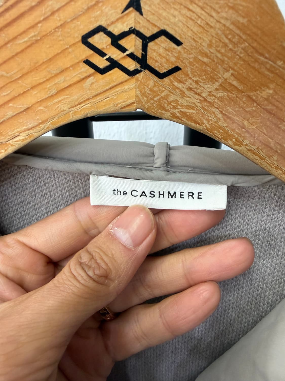 정품) 더캐시미어 한섬 20ss 벨티드 니트 경량패딩 85 상품이미지7