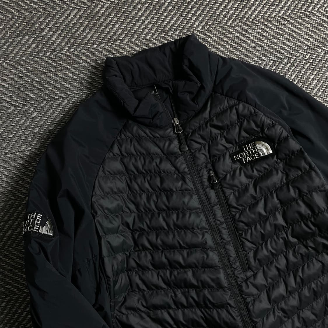 노스페이스 브이모션 경량 패딩 점퍼 블랙y 5009 상품이미지3