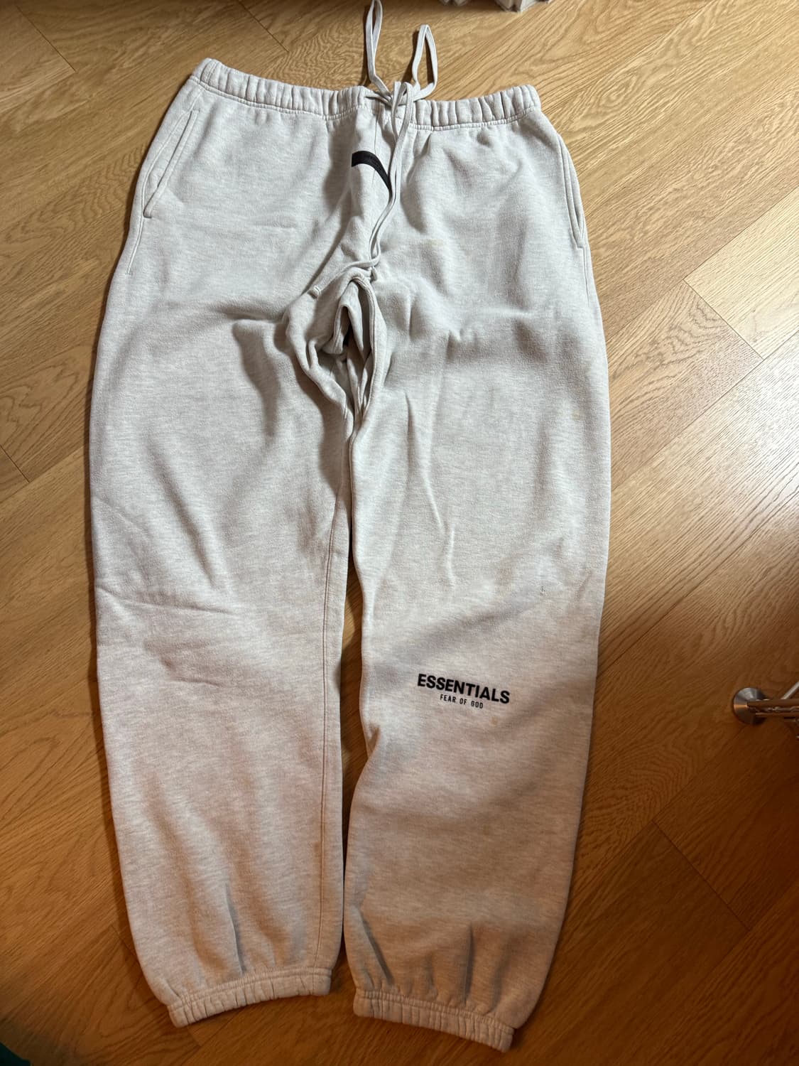 에센셜 스웨트 상하의 세트입니다 상품이미지5