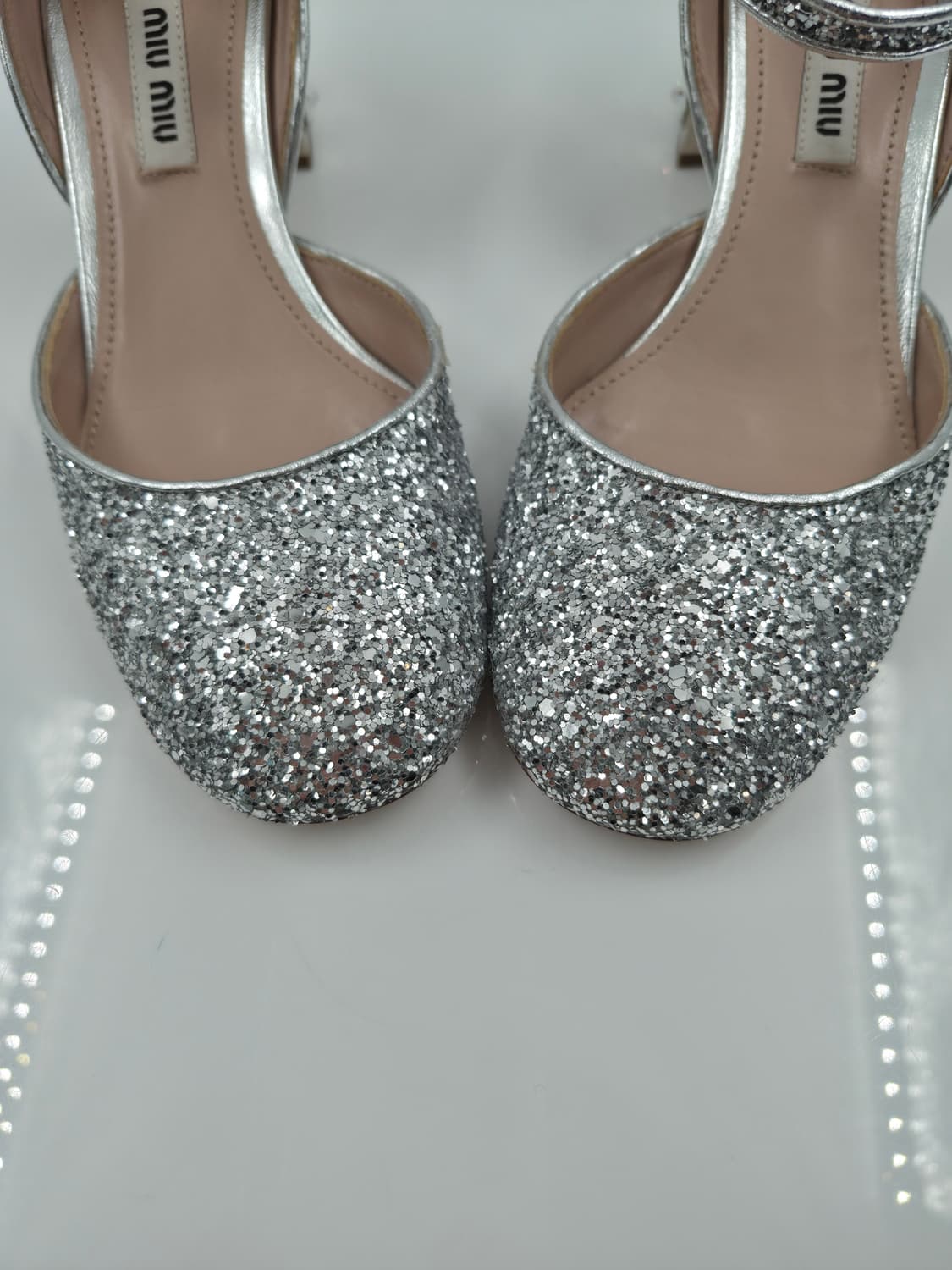 미우미우 글리터 크리스탈 펌프스 구두 상품이미지7