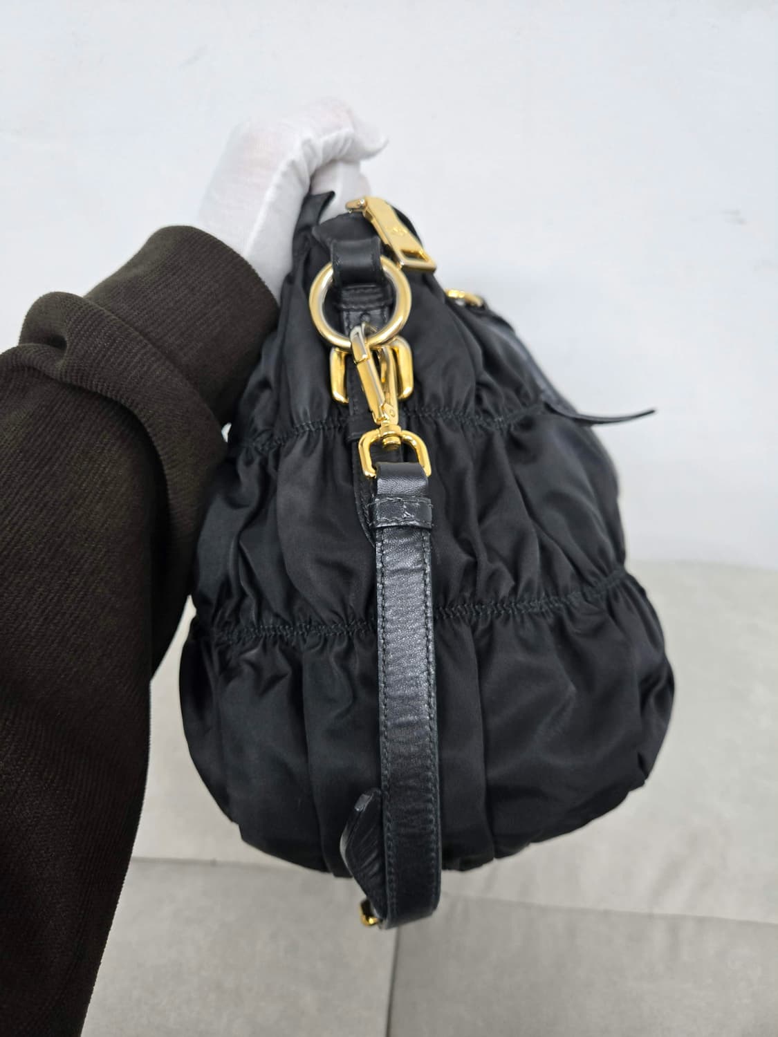 [보증서 정품] 프라다 고프레 숄더백 상품이미지4