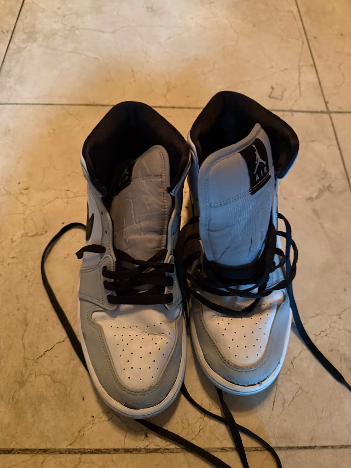 조던 1 미드 라이트 스모크 그레이 상품이미지1