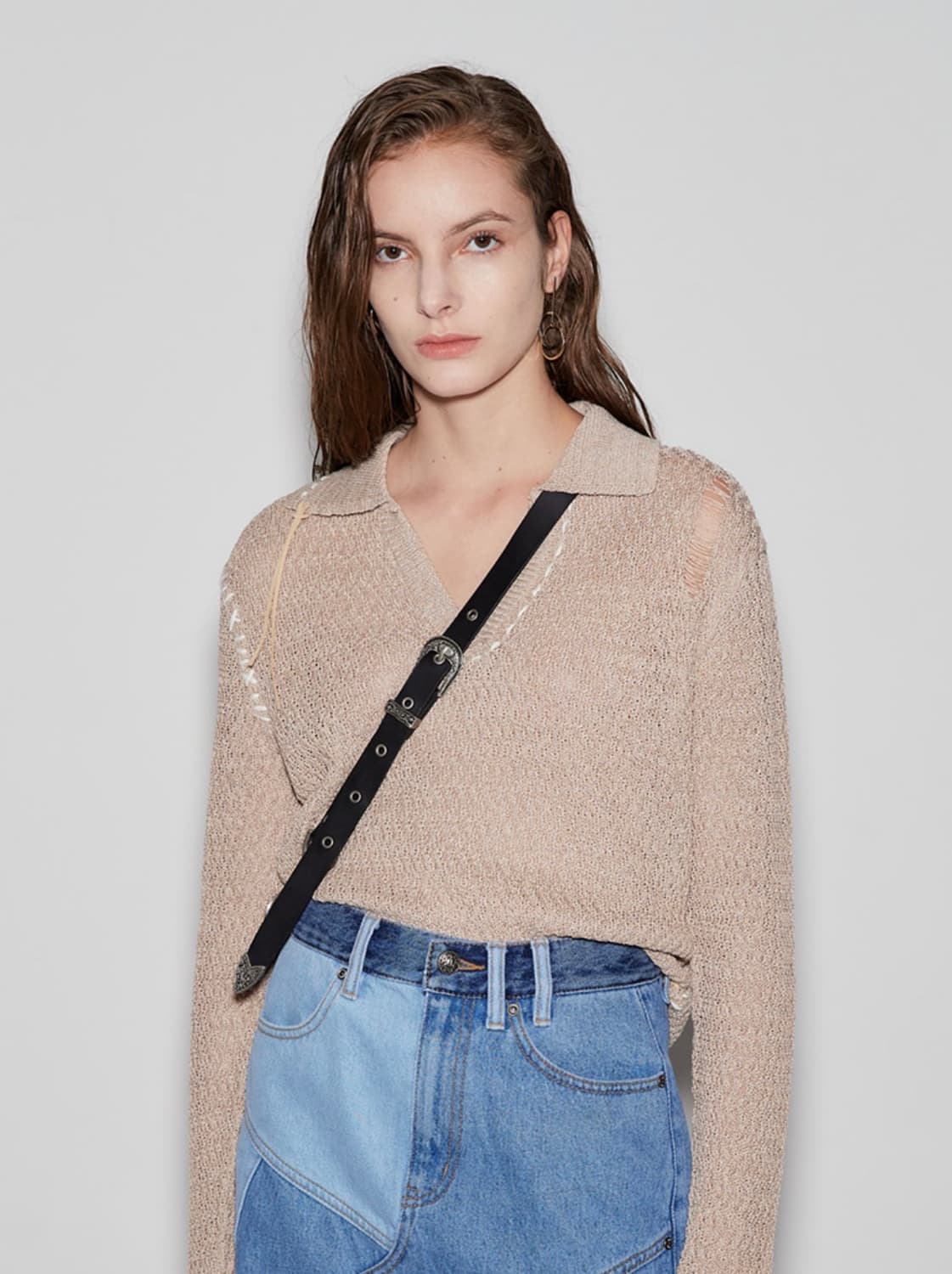 앤더슨벨 에리카 데미지 린넨 니트 상품이미지1