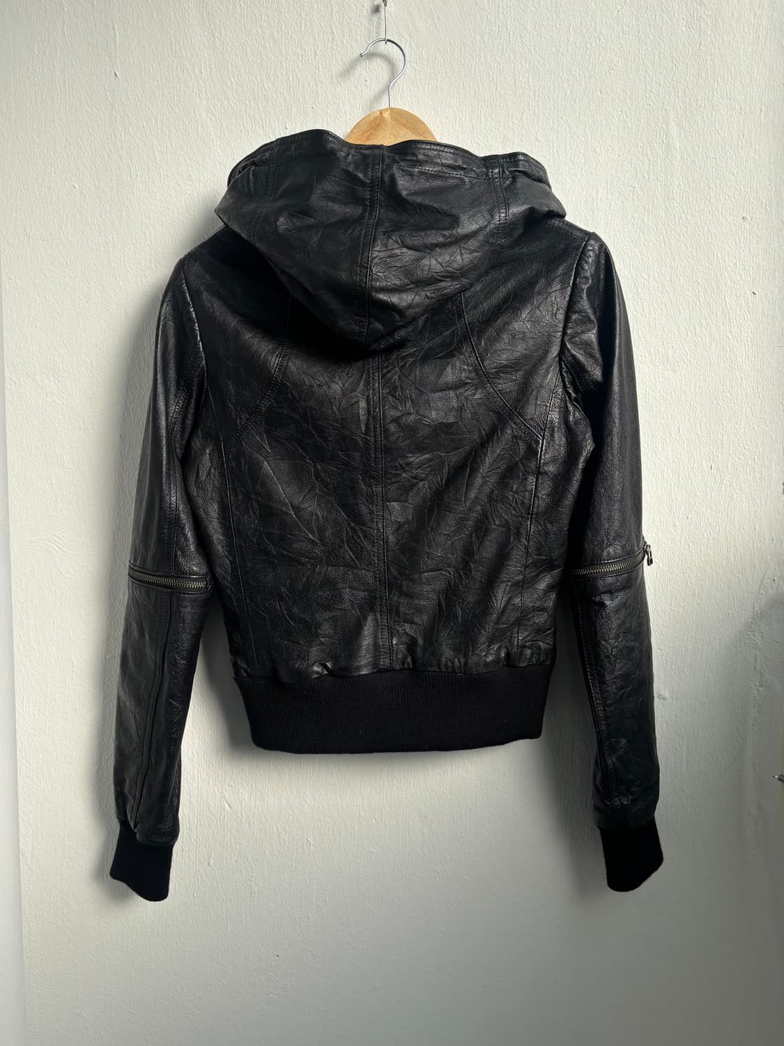 Vintage Black Hood Leather Jacket 상품이미지6