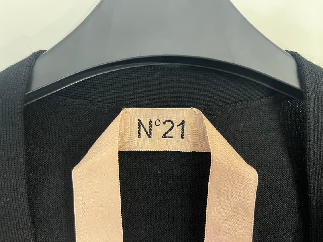 n21 블랙 가디건 상품이미지2