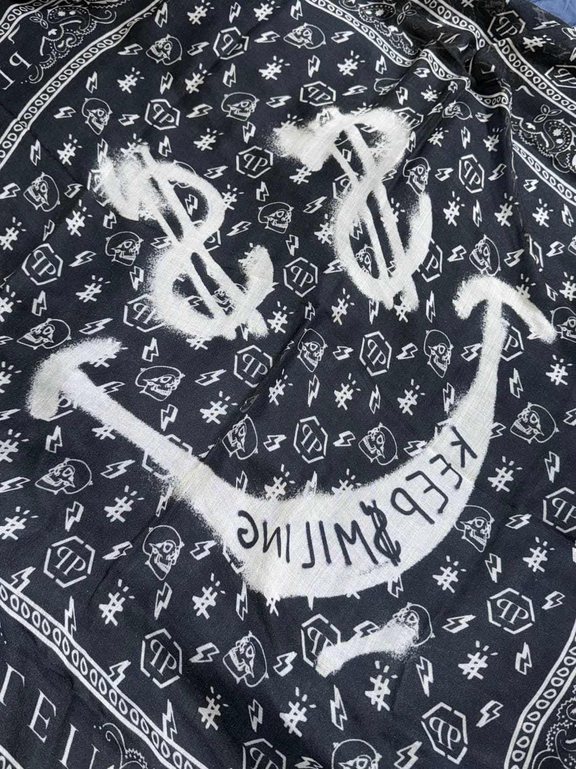 (OS) 필립플레인 모달 실크 달러 머플러 블랙 상품이미지1