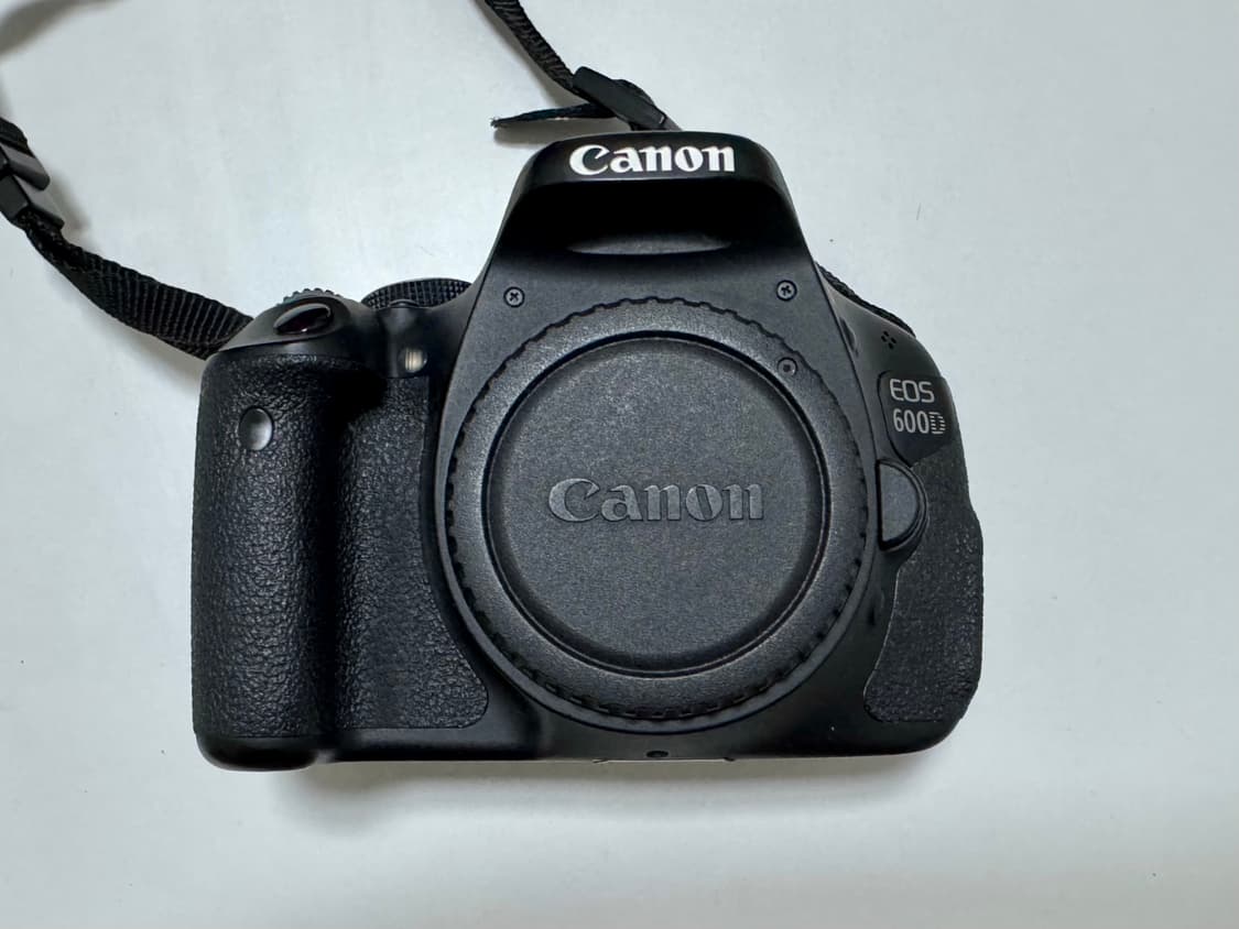 캐논 EOS 600D 풀박 + 18-55mm 렌즈 상품이미지3
