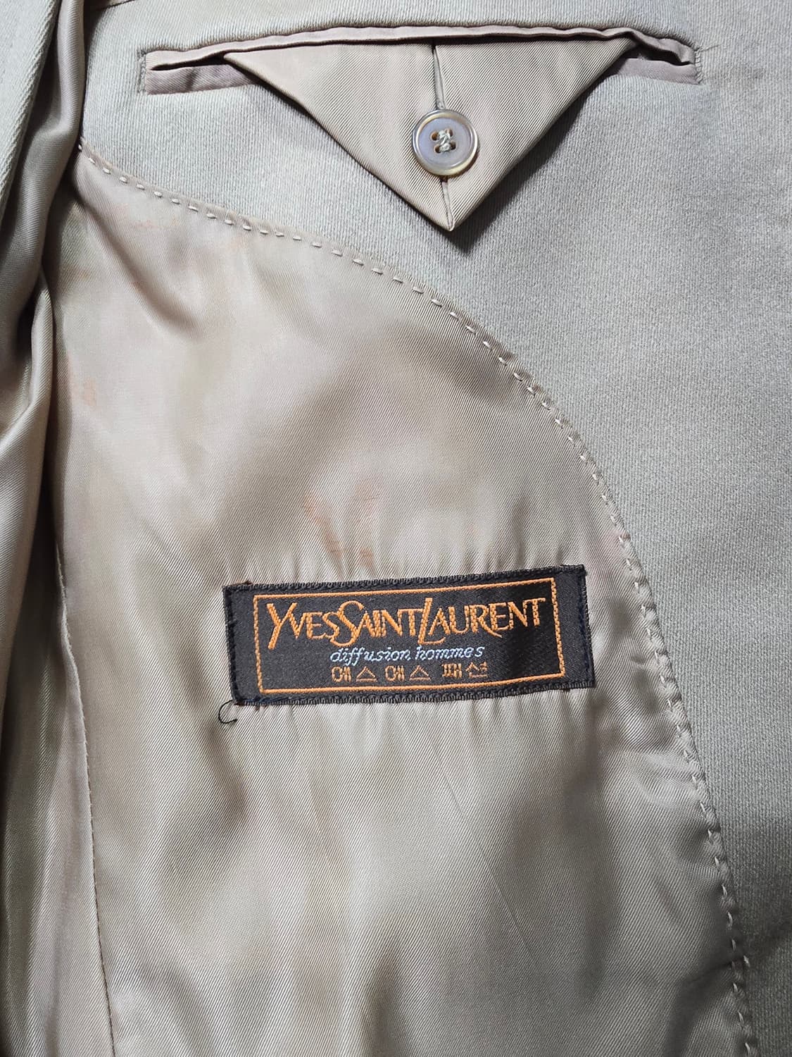 (95) 입생로랑 남성 싱글코트 상품이미지8