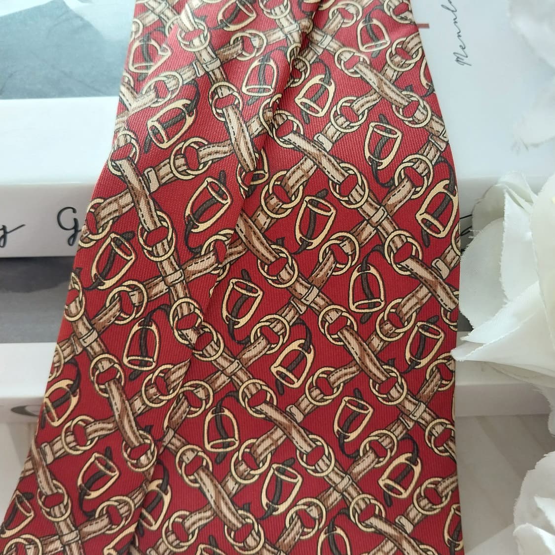 스피가우오모 실크 레드 마구 패턴 넥타이 9.5cm A+등급 K1318
 상품이미지3
