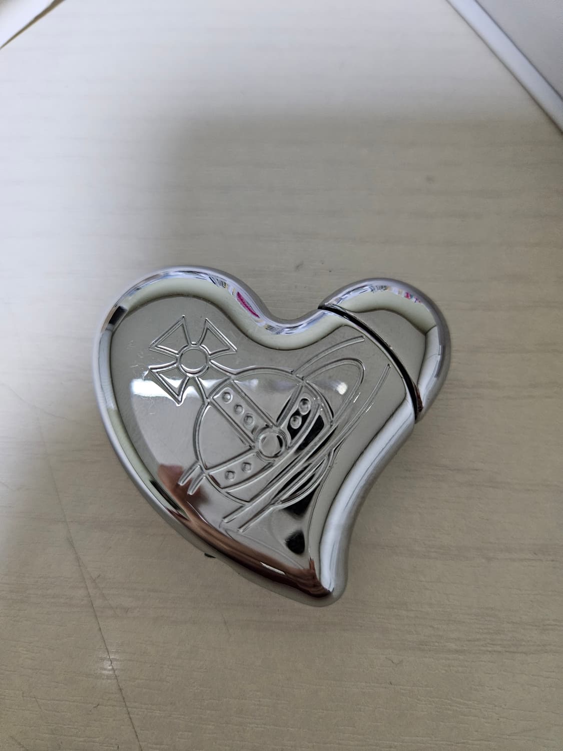 비비안 웨스트우드 하트라이터 실버 상품이미지2