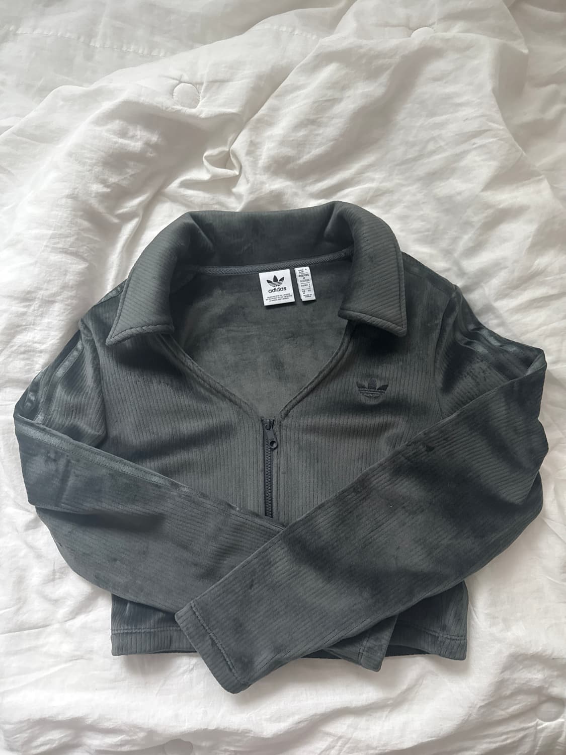 아디다스 크롭 벨벳 자켓 M 상품이미지1