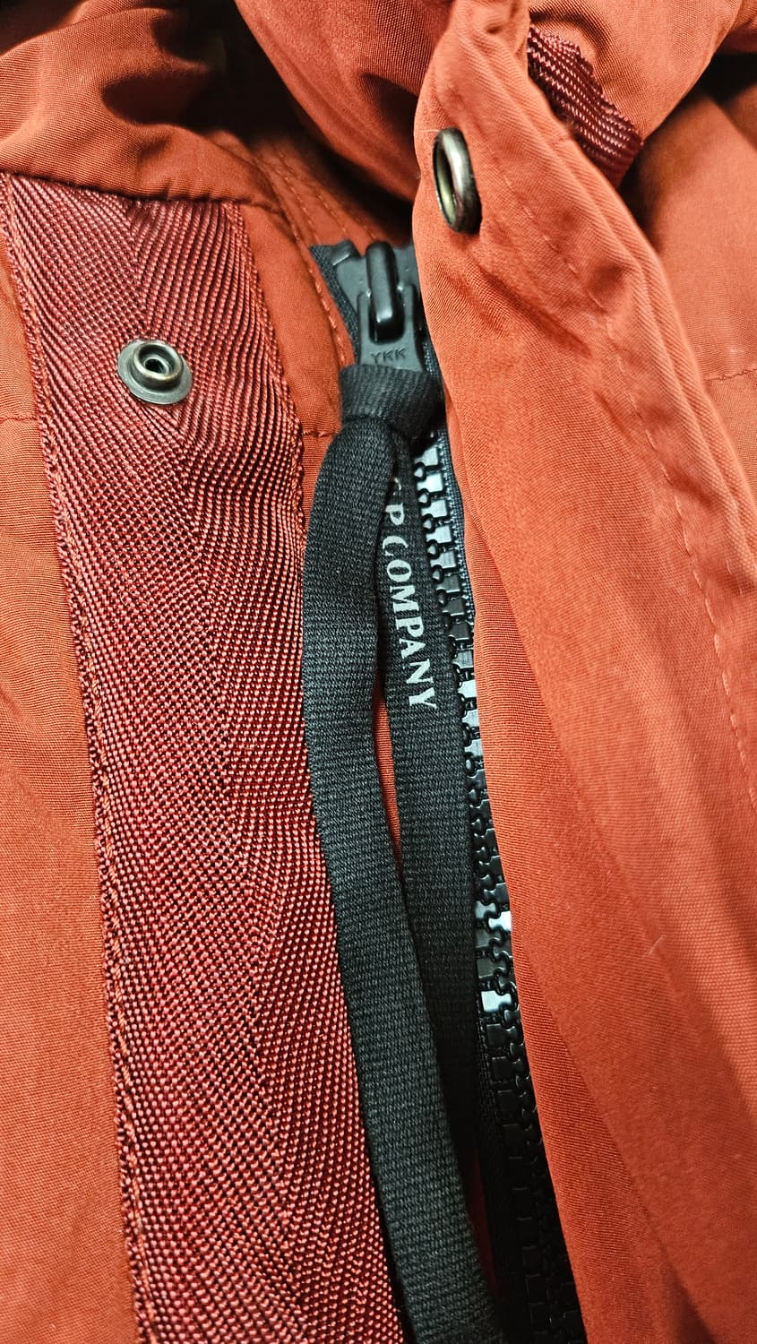 CP컴퍼니 노르지 패딩 [레드] [95] 판매합니다 (정품/상태좋음) 상품이미지5