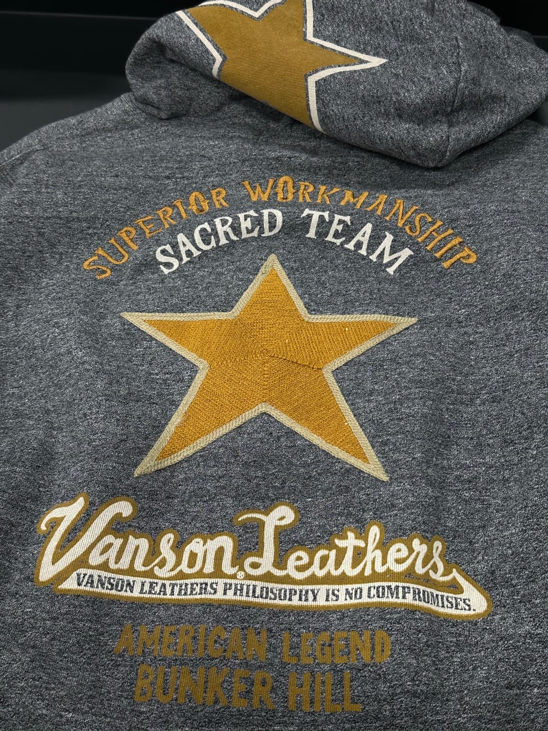 벤슨 자수 와펜 후드 집업 상품이미지5