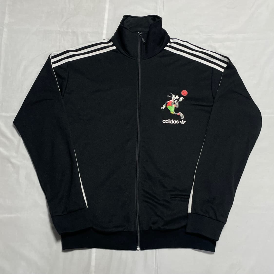 XL 아디다스 디즈니 블랙 트랙탑 상품이미지2
