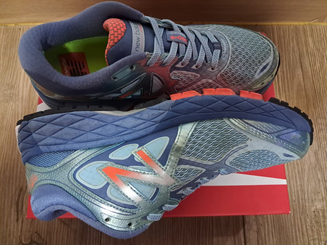 뉴발란스 860V6 240 상품이미지4