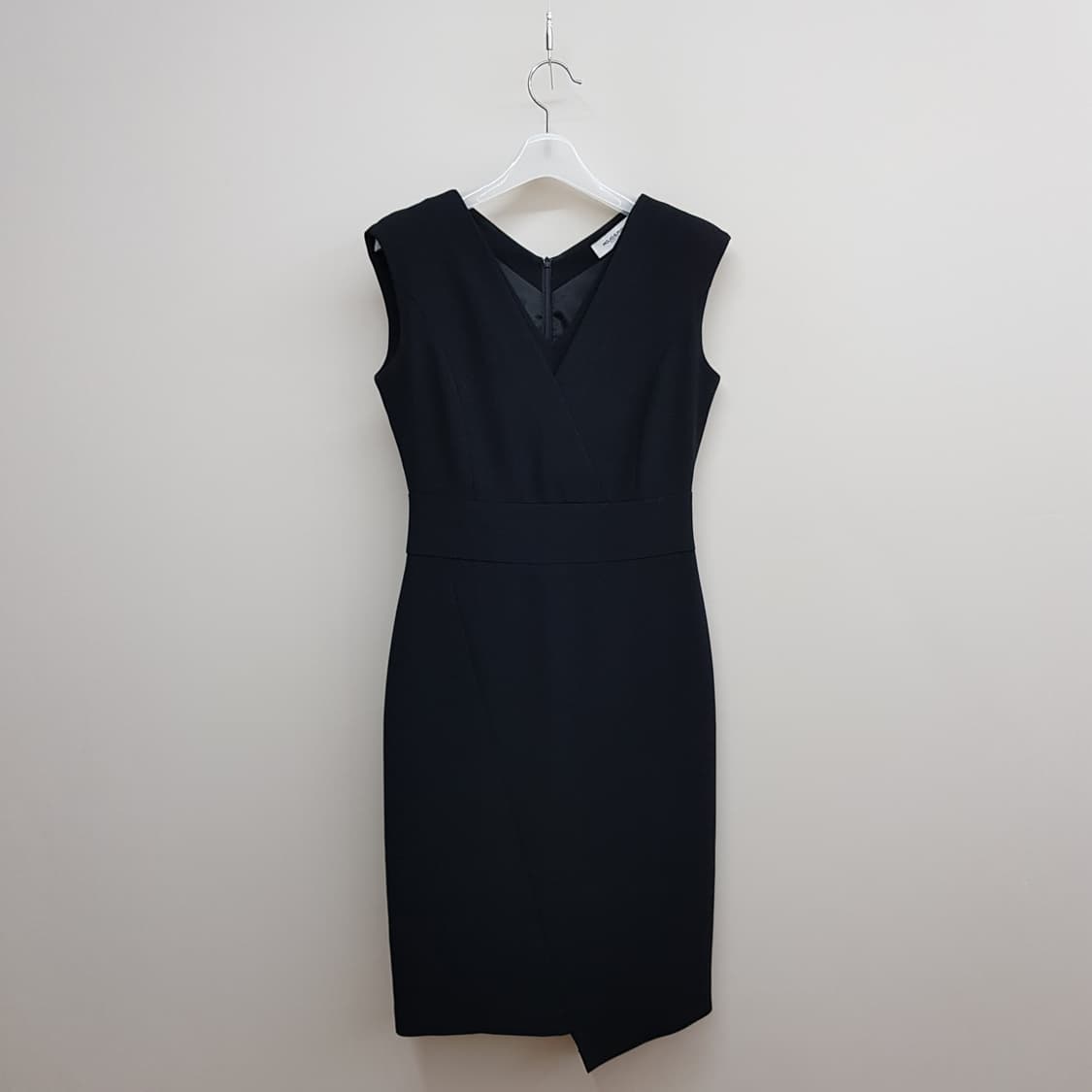 모조에스핀 슬리브리스 브이넥 원피스 55사이즈 상품이미지1