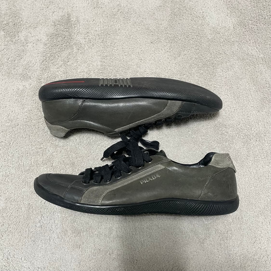 285) 프라다 스포츠 레더 로고 트레이너 스니커즈 상품이미지1