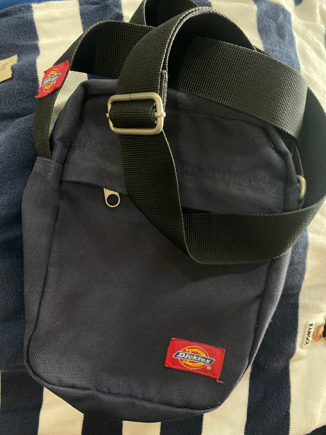 디키즈 네이비 미니 크로스백 상품이미지5